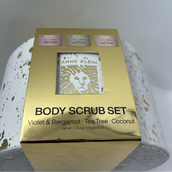 Anne Klein BODY SCRUB SET Violet & Bergamot • Tea Tree • Coconut - Picture 3 of 6